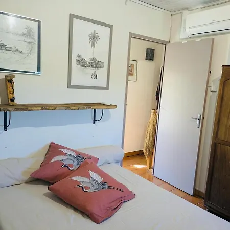 Villa La Crouzade, Mas De Caractere A Sommieres