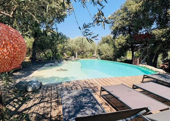 La Crouzade, Mas De Caractere A Sommieres Sommières