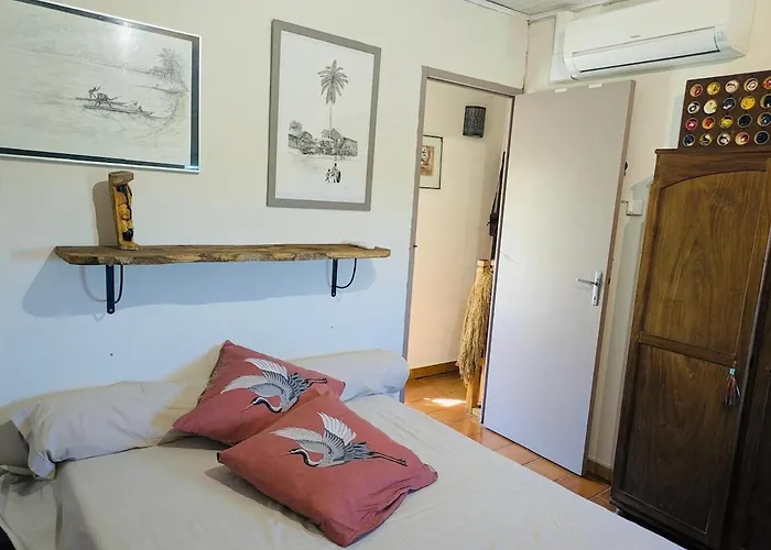 빌라 La Crouzade, House In Sommieres